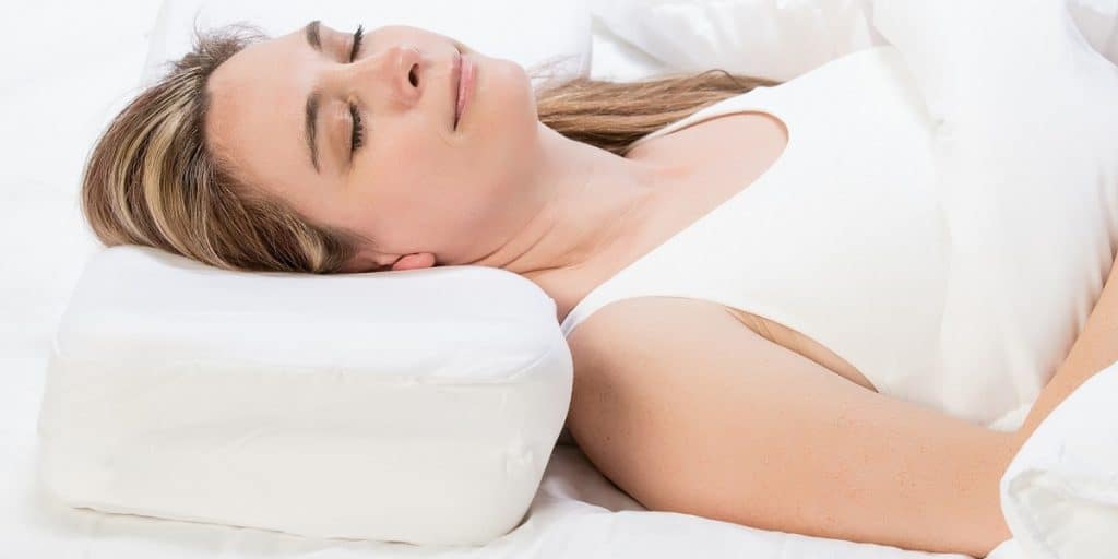 5 Best Sleep Apnea Pillows Of 2023 Useful For Your Sleeping Positions